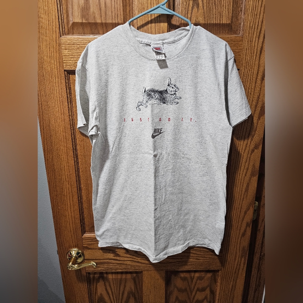 Nike Mens Vintage Rabbit Just Do It No Finish Line T Shirt Size XL Gray USA